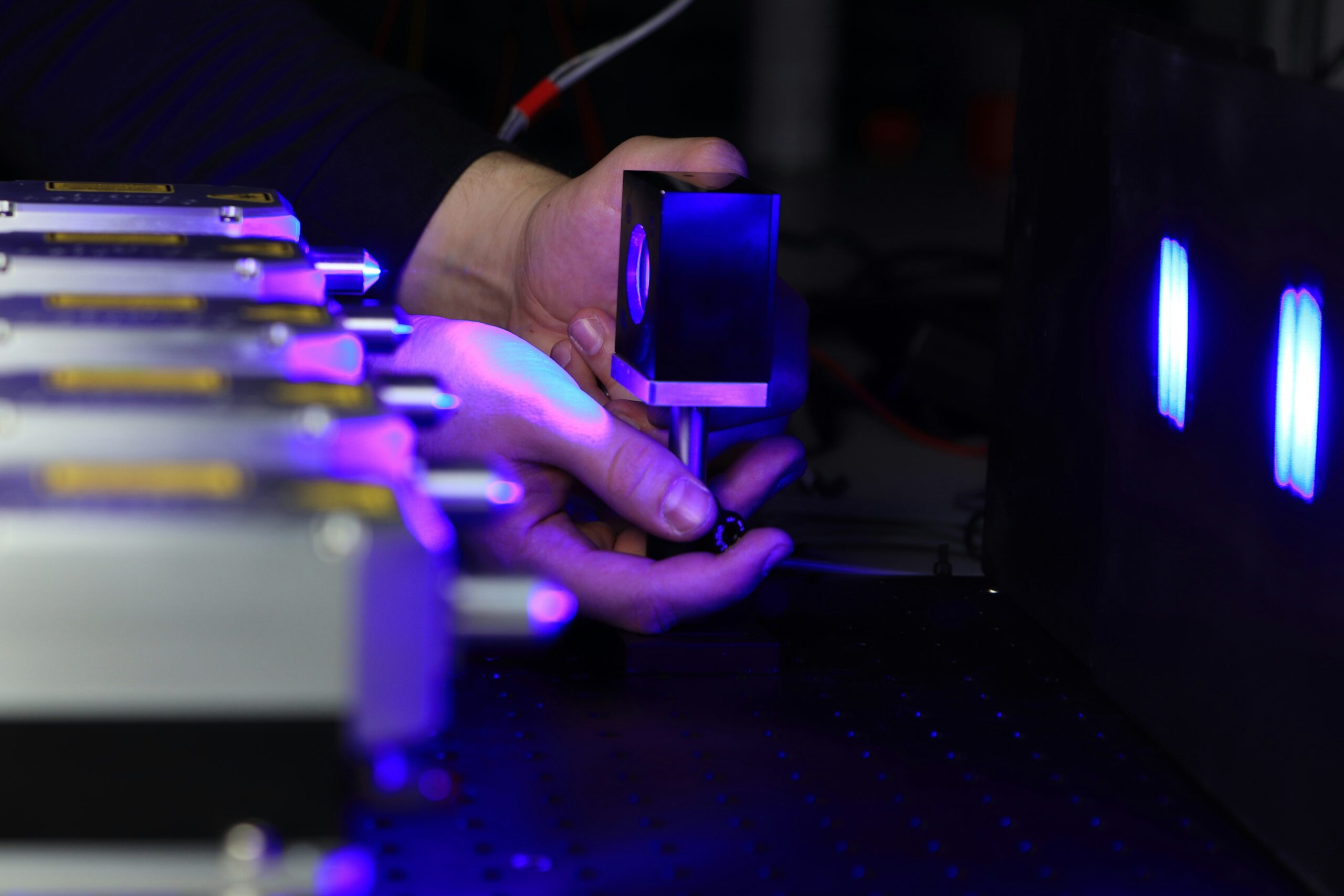 Auto Draft - What should you consider when choosing an autofocus system for automated microscopy